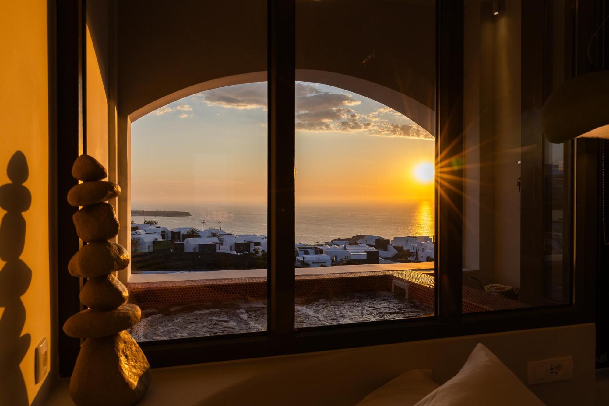 Niabelon Oia